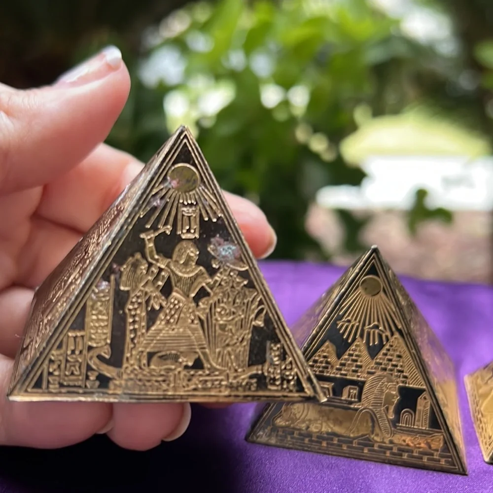 COPY - Vintage 3 Small Egyptian Etched Brass Pyramids_14